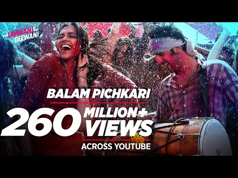 Itna Maza Kyun Aa Raha Hai Lyrics