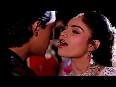Shehar Ki Pariyon Lyrics in Hindi | शहर की परियों लिरिक्स